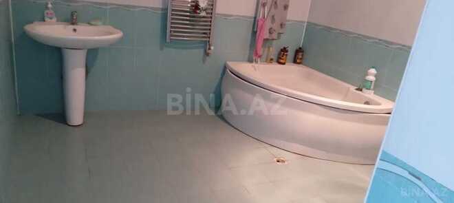8 otaqlı həyət evi/bağ evi - 6-cı mikrorayon q. - 750 m² (28)
