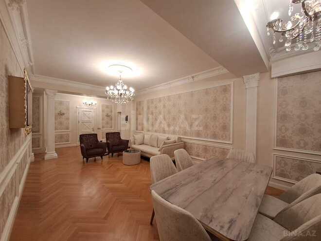 3 otaqlı yeni tikili - Elmlər Akademiyası m. - 141 m² (5)