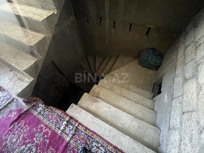 8 otaqlı həyət evi/bağ evi - Şağan q. - 200 m² (7)