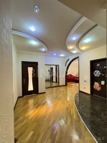 3 otaqlı yeni tikili - 9-cu mikrorayon q. - 138 m² (2)