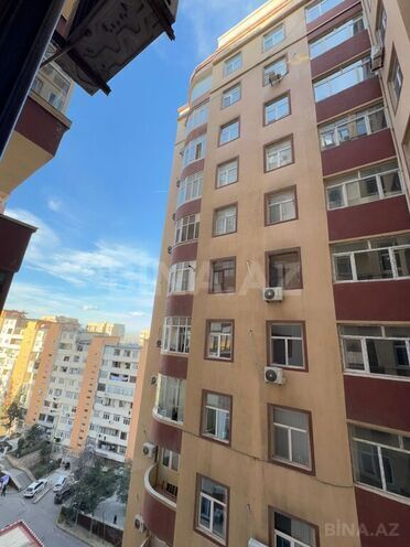 3 otaqlı yeni tikili - 9-cu mikrorayon q. - 138 m² (1)