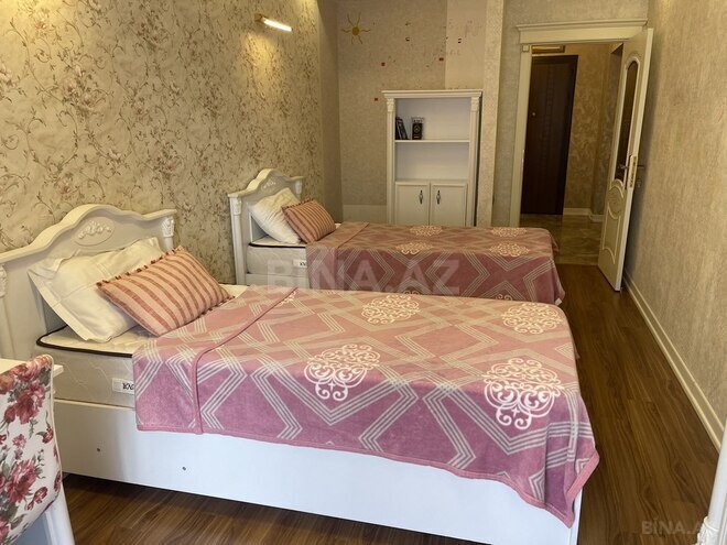 4 otaqlı yeni tikili - Şah İsmayıl Xətai m. - 181 m² (13)