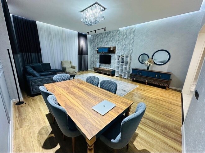 4 otaqlı həyət evi/bağ evi - Mərdəkan q. - 198 m² (10)