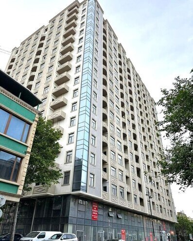 2-комн. новостройка - м. 28 мая - 74 м² (2)