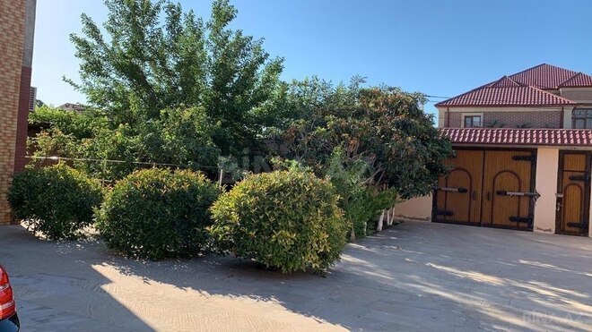 6 otaqlı həyət evi/bağ evi - Novxanı q. - 700 m² (15)