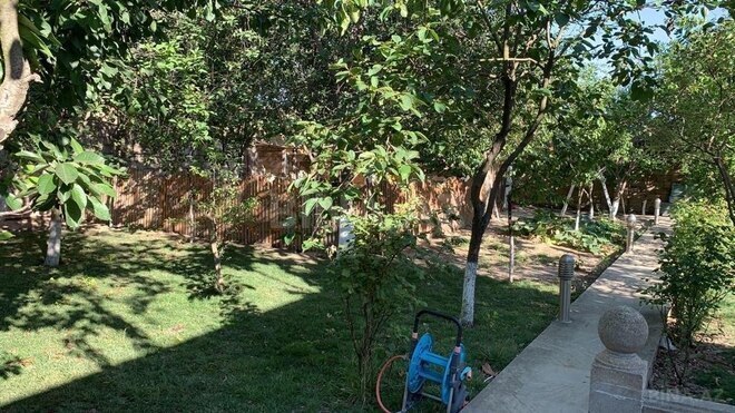 6 otaqlı həyət evi/bağ evi - Novxanı q. - 700 m² (29)