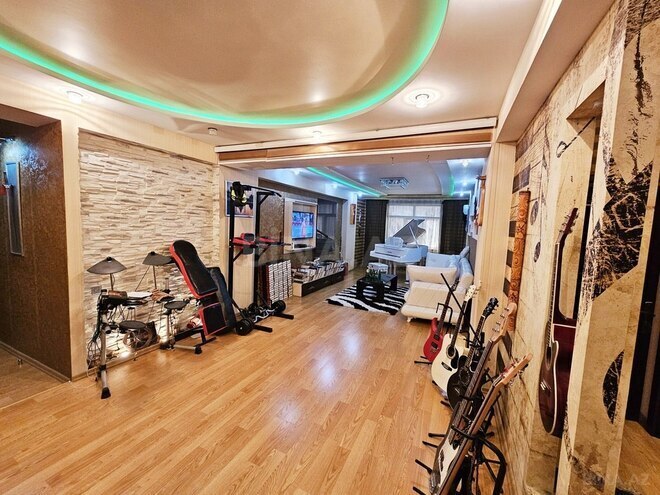 3 otaqlı yeni tikili - İnşaatçılar m. - 125 m² (3)