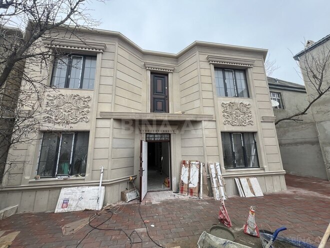 6 otaqlı həyət evi/bağ evi - Biləcəri q. - 240 m² (1)