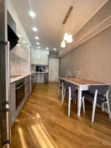 3 otaqlı yeni tikili - Elmlər Akademiyası m. - 135 m² (5)