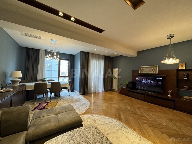 4 otaqlı yeni tikili - Şah İsmayıl Xətai m. - 196 m² (2)