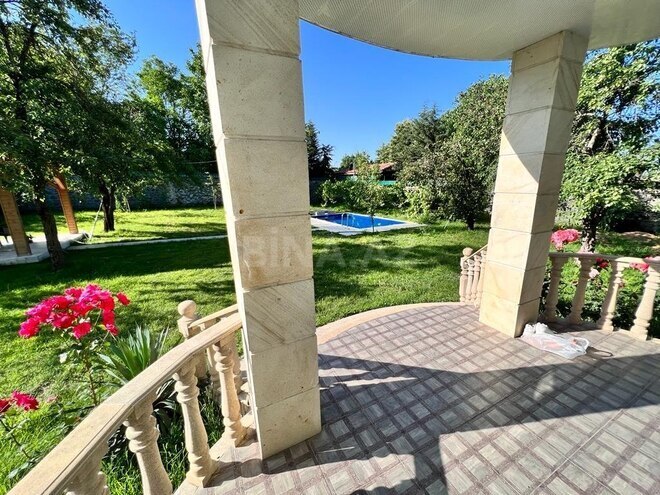 5 otaqlı həyət evi/bağ evi - Qəbələ - 200 m² (23)