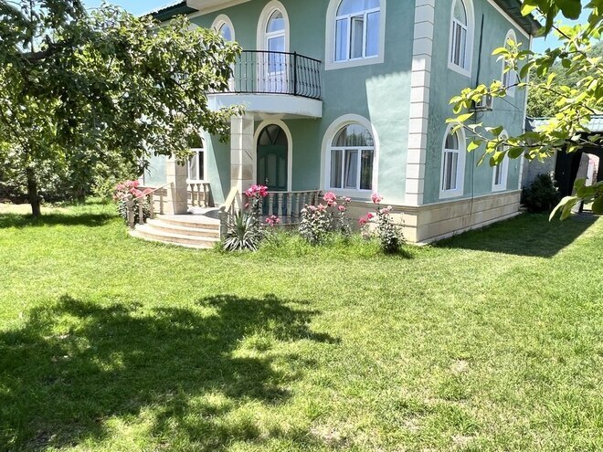 5 otaqlı həyət evi/bağ evi - Qəbələ - 200 m² (6)