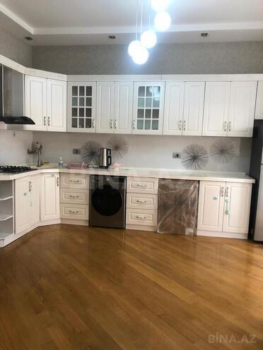 3-комн. новостройка - м. 8 ноября - 155 м² (15)