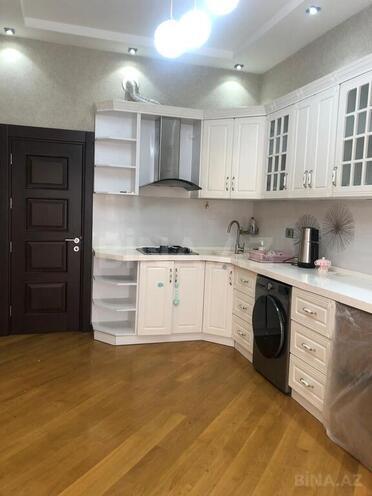 3-комн. новостройка - м. 8 ноября - 155 м² (16)
