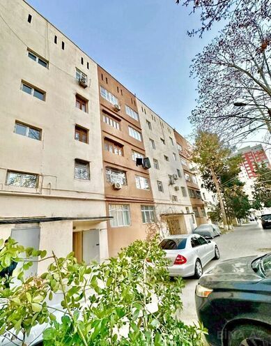 3-комн. вторичка - м. Кара Караев - 85 м² (1)