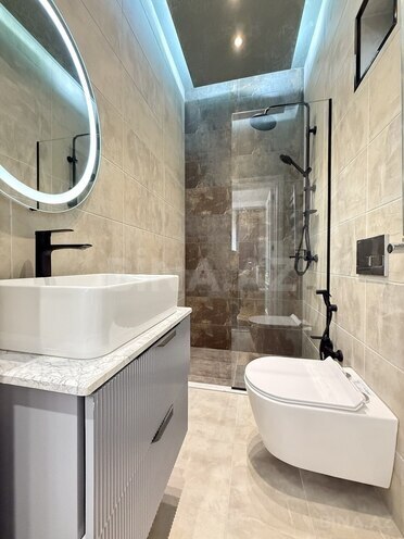 5 otaqlı həyət evi/bağ evi - Şüvəlan q. - 210 m² (27)