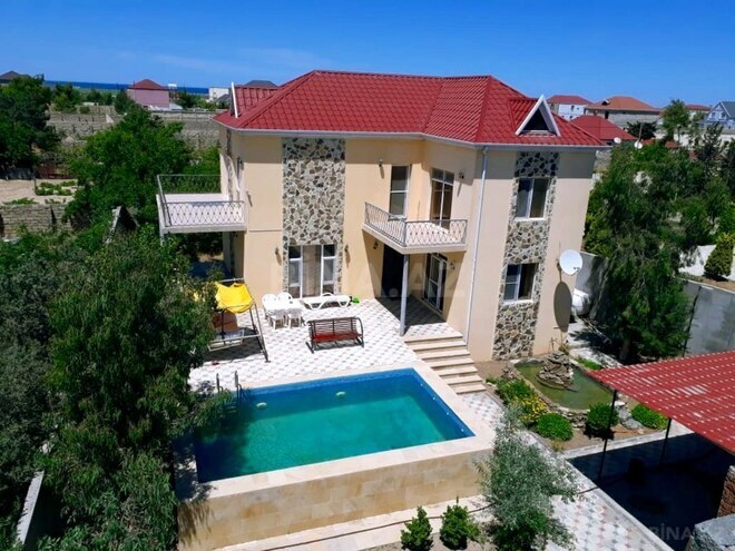 5 otaqlı həyət evi/bağ evi - Mərdəkan q. - 200 m² (1)