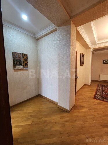 4 otaqlı yeni tikili - Nizami m. - 170 m² (15)