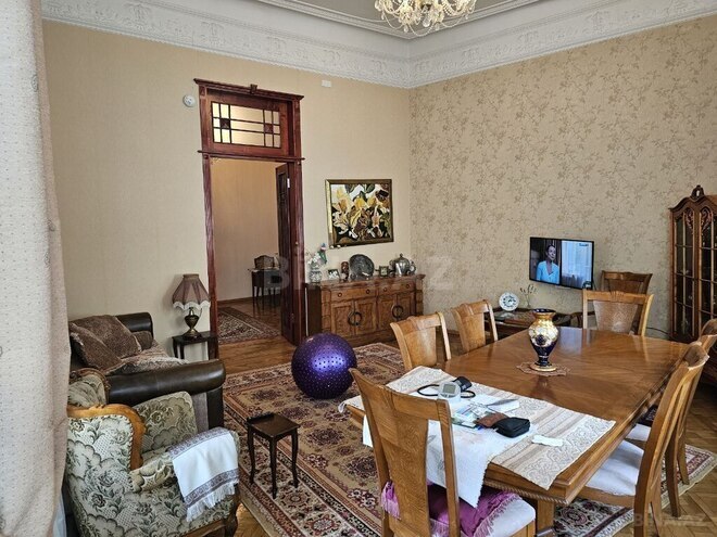 Satılır 4 otaqlı köhnə tikili 130 m², İçəri Şəhər m., photo 28 from 31
