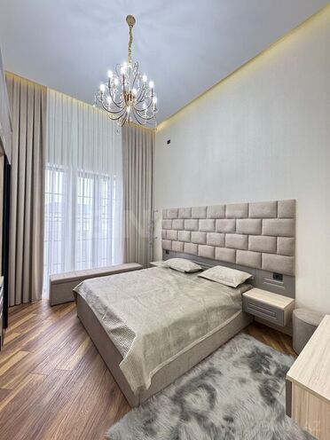 5 otaqlı həyət evi/bağ evi - Mərdəkan q. - 400 m² (24)
