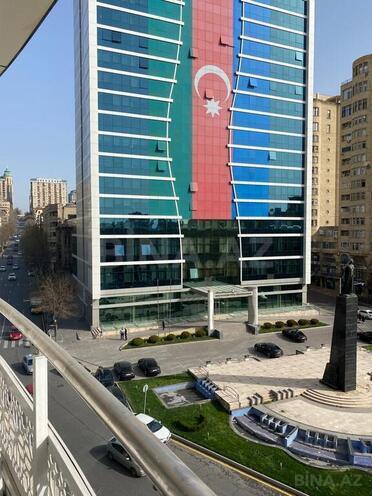 İcarəyə verilir 3 otaqlı yeni tikili 100 m², Nizami m., photo 1 from 16