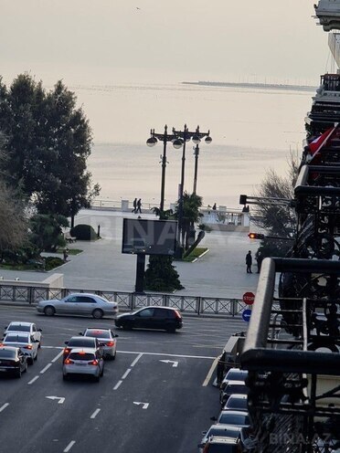 İcarəyə verilir 4 otaqlı yeni tikili 200 m², Sahil m., photo 28 from 29