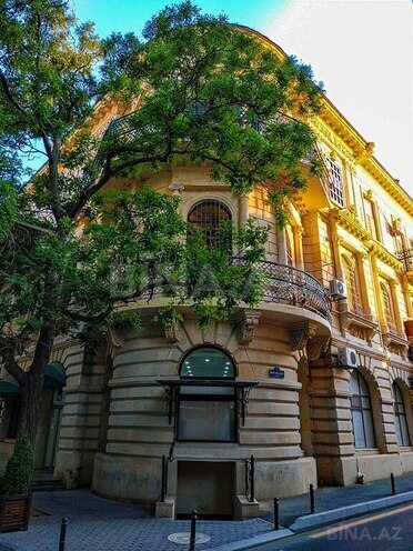 Продаётся 4-комн. вторичка 200 м², м. Сахил, photo 3 from 32