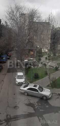 1 otaqlı köhnə tikili - 8-ci mikrorayon q. - 44 m² (1)