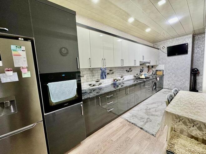 3-комн. новостройка - пос. 7-ой мкр - 92 м² (19)