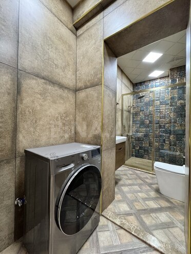 3 otaqlı yeni tikili - 20 Yanvar m. - 80 m² (13)