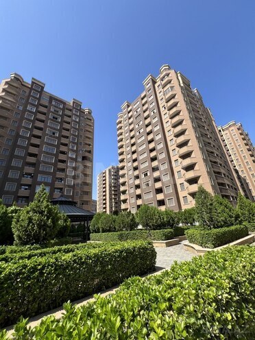 3-комн. новостройка - м. 28 мая - 115 м² (2)