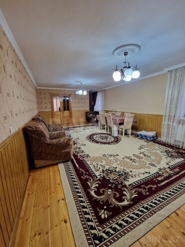7 otaqlı həyət evi/bağ evi - Novxanı q. - 220 m² (9)