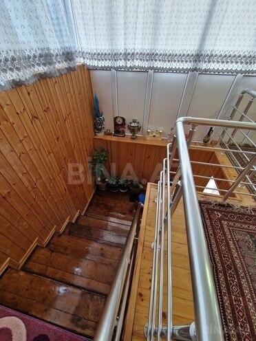 7 otaqlı həyət evi/bağ evi - Novxanı q. - 220 m² (18)