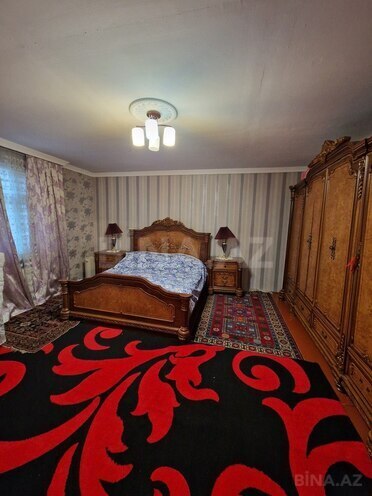 7 otaqlı həyət evi/bağ evi - Novxanı q. - 220 m² (24)