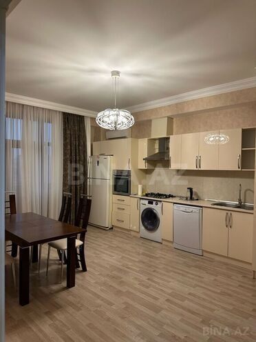 3 otaqlı yeni tikili - Şah İsmayıl Xətai m. - 130 m² (19)