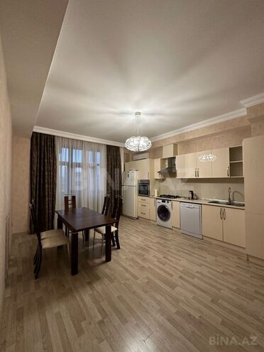 3 otaqlı yeni tikili - Şah İsmayıl Xətai m. - 130 m² (20)