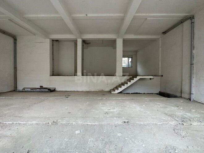 Obyekt - Ağ şəhər q. - 284 m² (2)