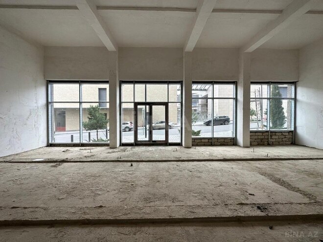 Obyekt - Ağ şəhər q. - 284 m² (3)