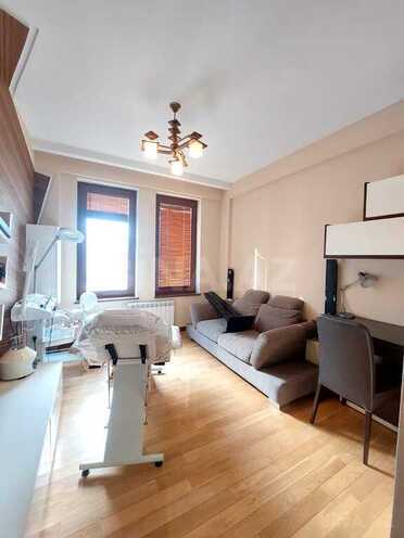 5 otaqlı yeni tikili - Nizami m. - 250 m² (18)