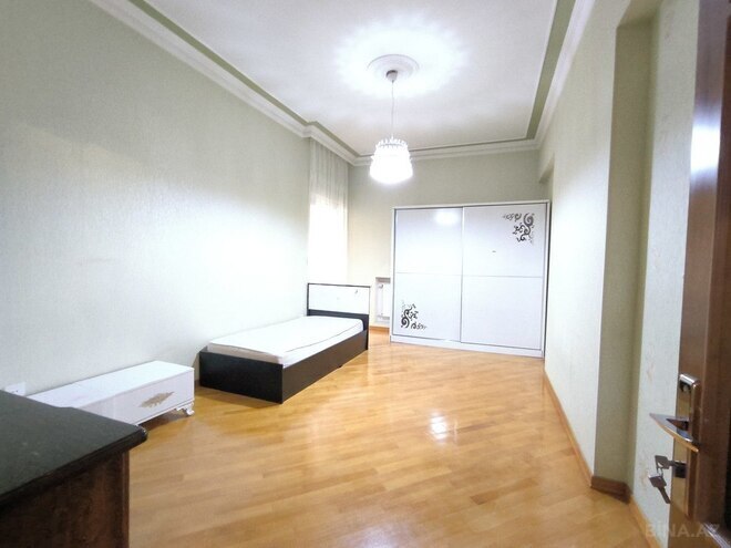 4-комн. новостройка - м. 28 мая - 180 м² (17)