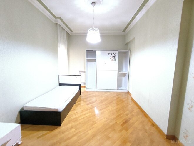 4-комн. новостройка - м. 28 мая - 180 м² (15)