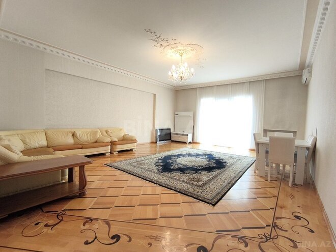 4-комн. новостройка - м. 28 мая - 180 м² (1)
