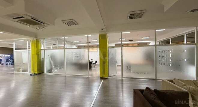 20 otaqlı ofis - Ulduz m. - 2000 m² (1)