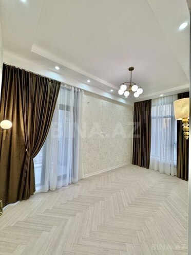 4-комн. новостройка - м. Шах Исмаил Хатаи - 130 м² (2)