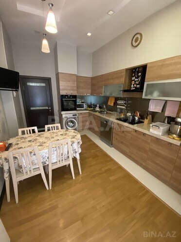 4 otaqlı yeni tikili - 8 Noyabr m. - 160 m² (13)