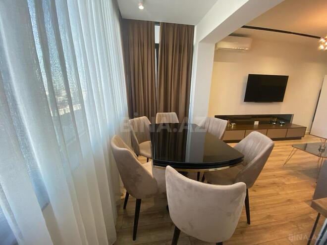 2-комн. новостройка - м. 8 ноября - 70 м² (2)
