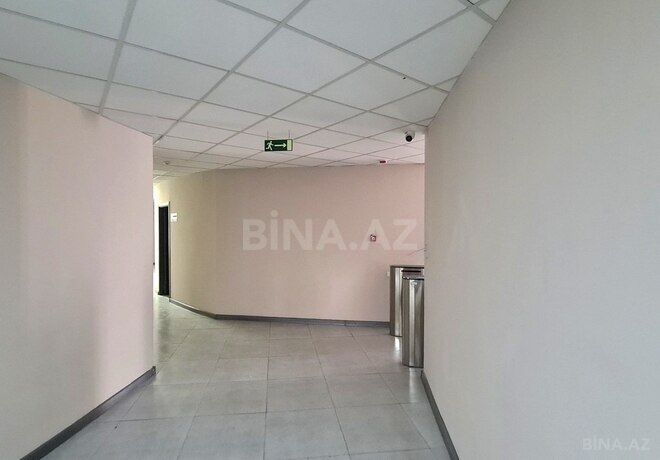 Сдаётся 20-комн. офис 900 м², м. Элмляр Академиясы, photo 28 from 32