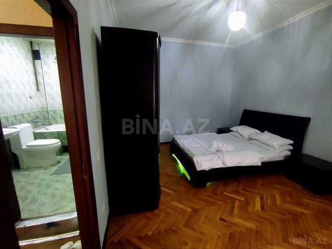 3 otaqlı köhnə tikili - İçəri Şəhər m. - 111 m² (1)