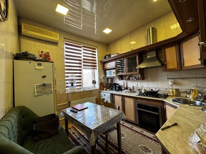 3-комн. вторичка - пос. Бакиханова - 75 м² (18)
