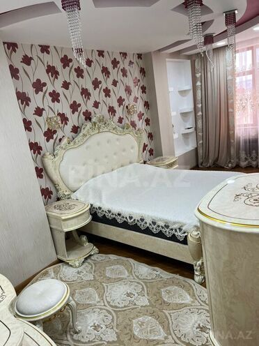 3-комн. новостройка - м. 28 мая - 130 м² (4)